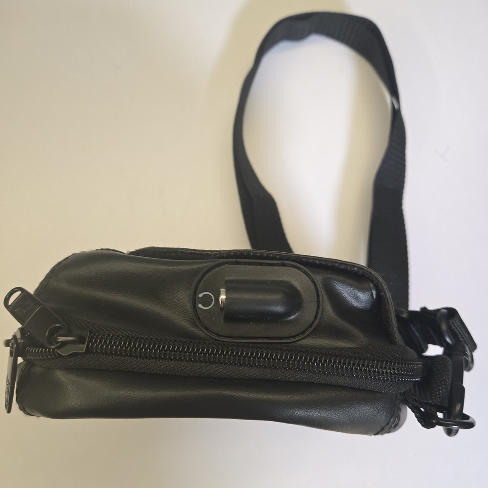 Vintage Case Logic Leather CD Player Bag - Excellent Condition