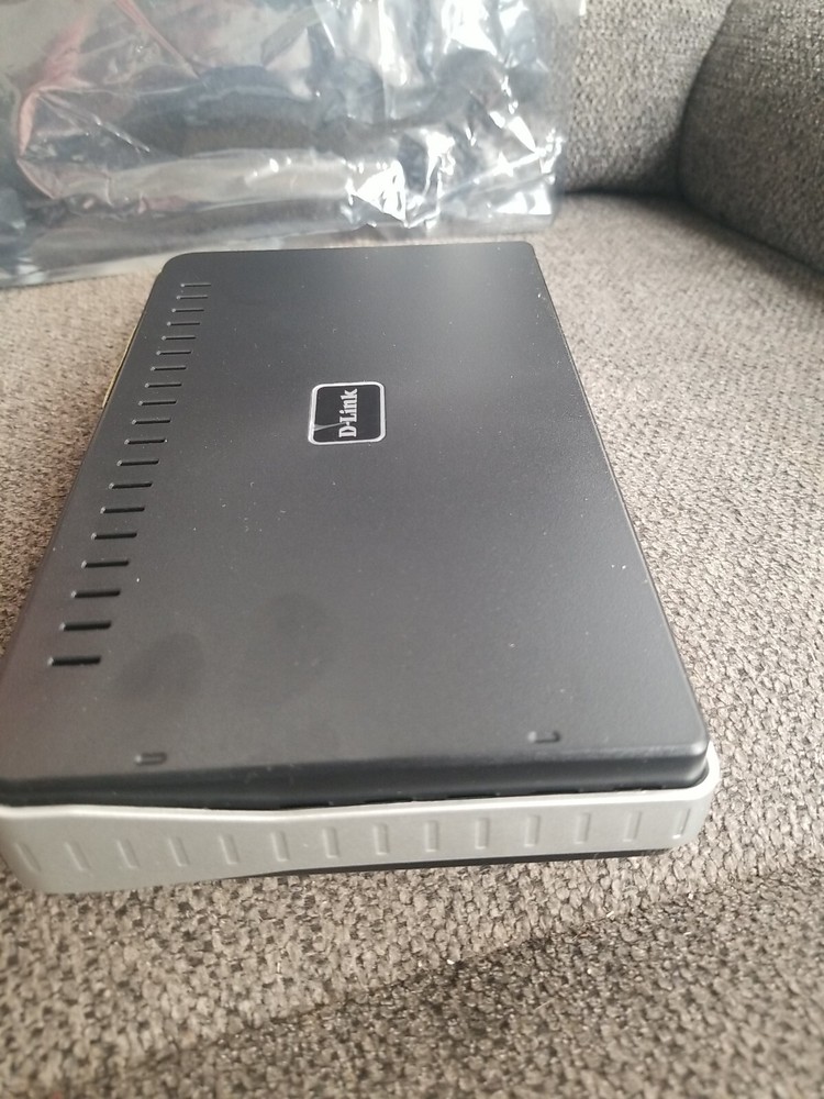 D-Link RangeBooster DIR-625 Router NEW
