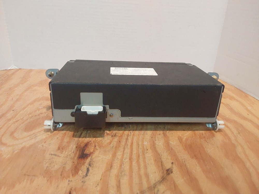 1997 Lexus CD Changer