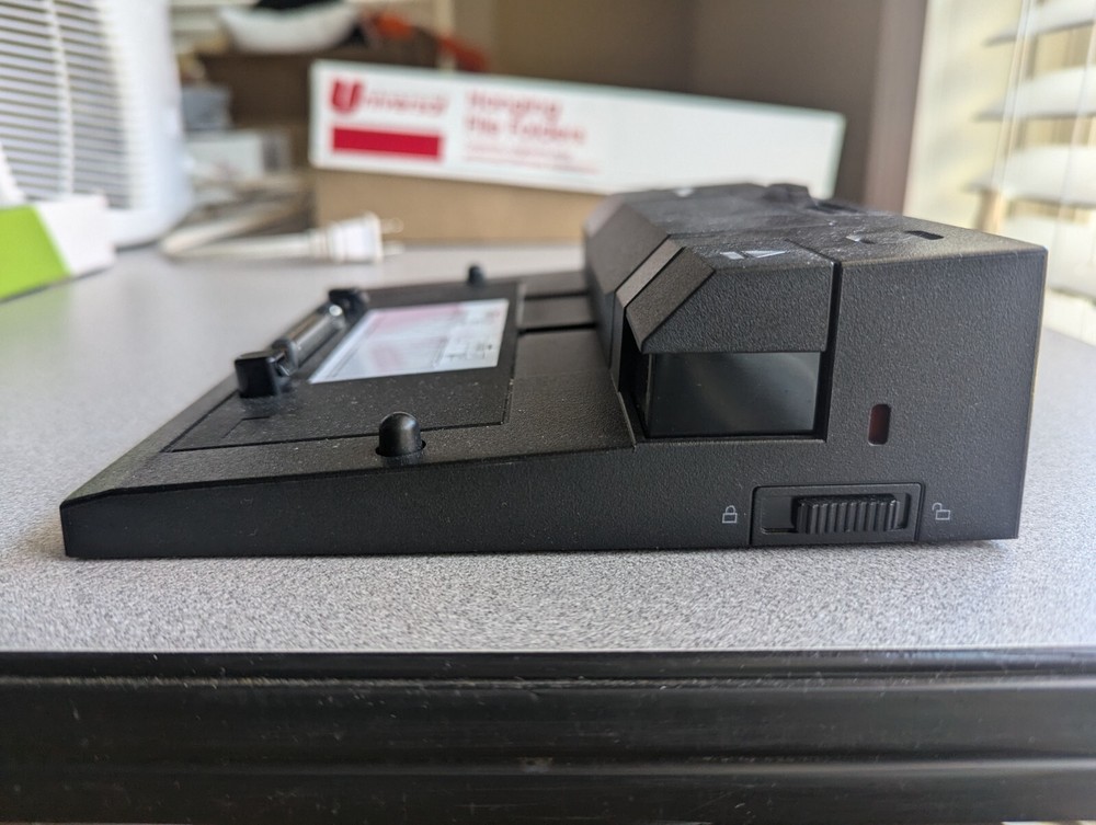 Dell E-Port II PR03X Dock Advanced Port Replicator