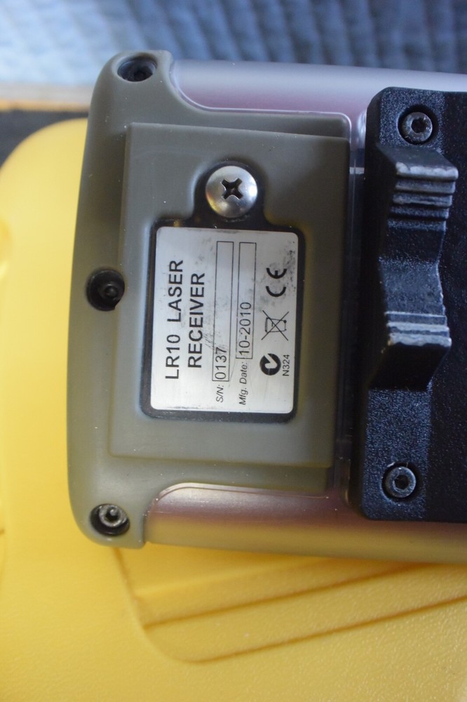 Spectra Precision Model LR10 Laser Receiver with Cable and Case