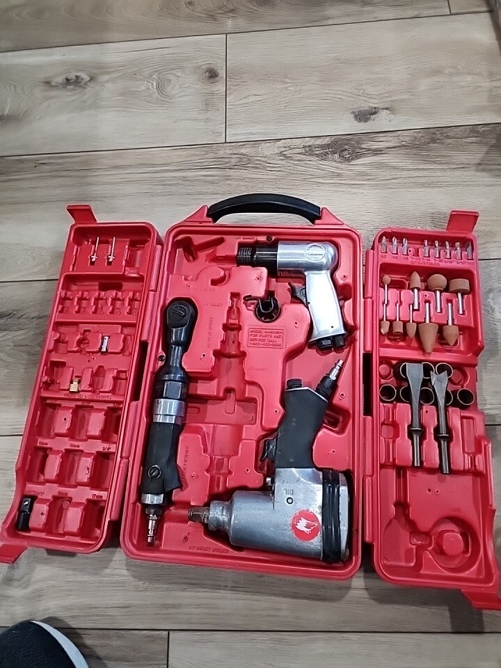 MasterGrip 35 Piece Air Tool Kit Box Included
