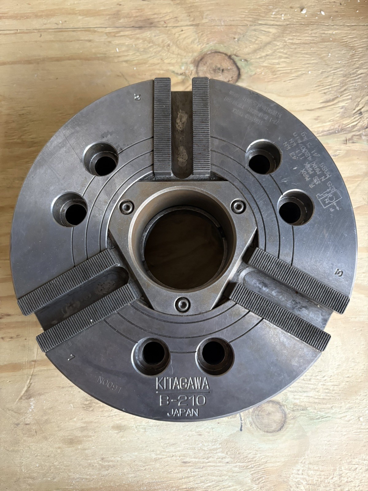 KITAGAWA B-210 | 10" 3 Jaw Power Chuck 31mm To 254mm 75mm Bore Hole