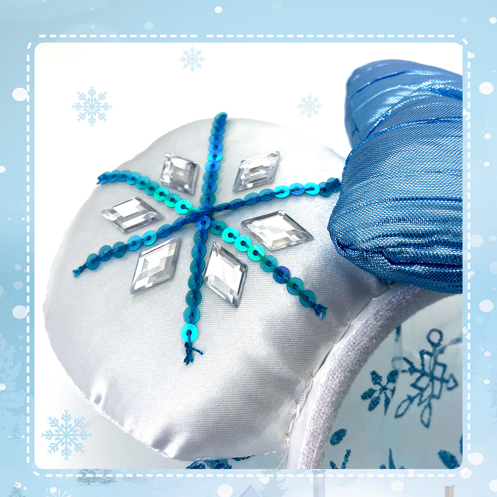 Disney- Parks Frozen Elsa Snowflake Blue & White Minnie Mouse Ear Headband NWT