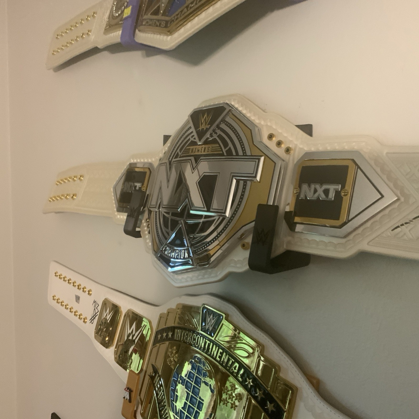 WWE Championship Belt Wall Mount Brackets Read Description. 2 mounts Per Order