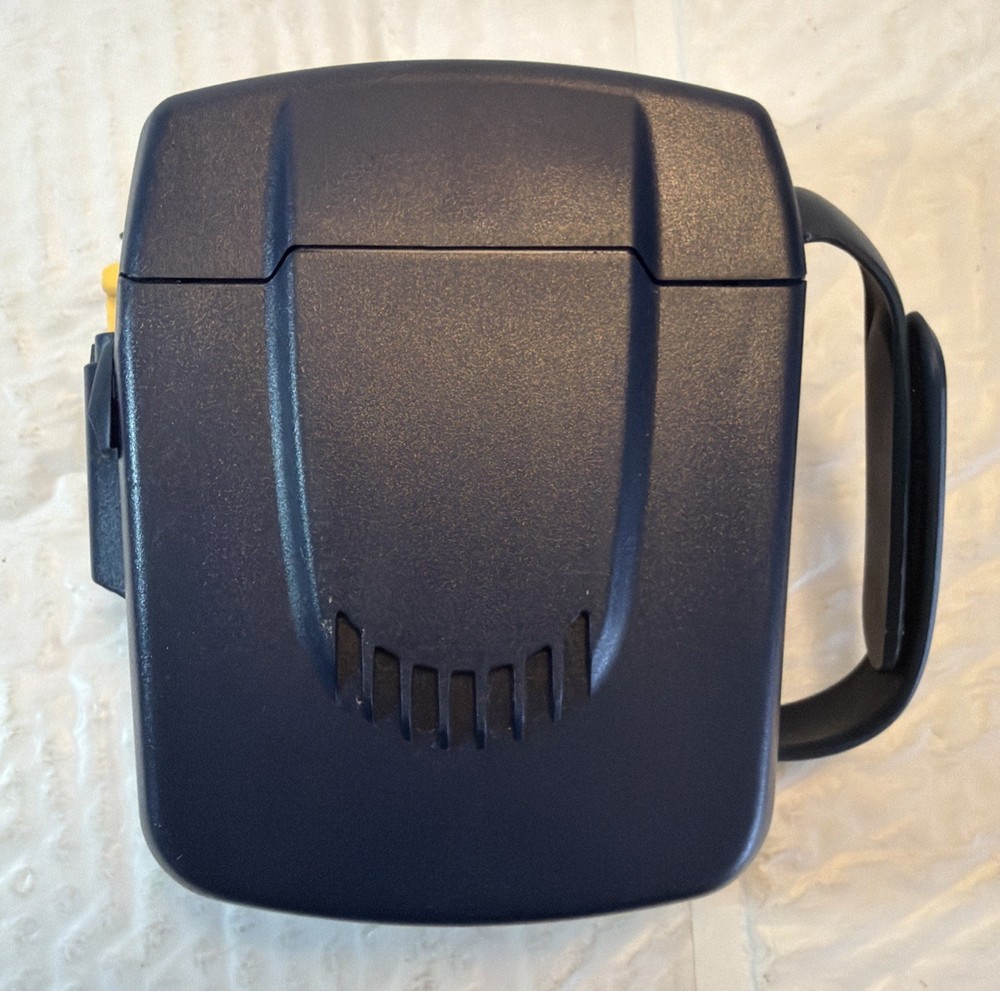 Polaroid 600 Instant Camera Flash Navy Blue Hand Strap - Tested