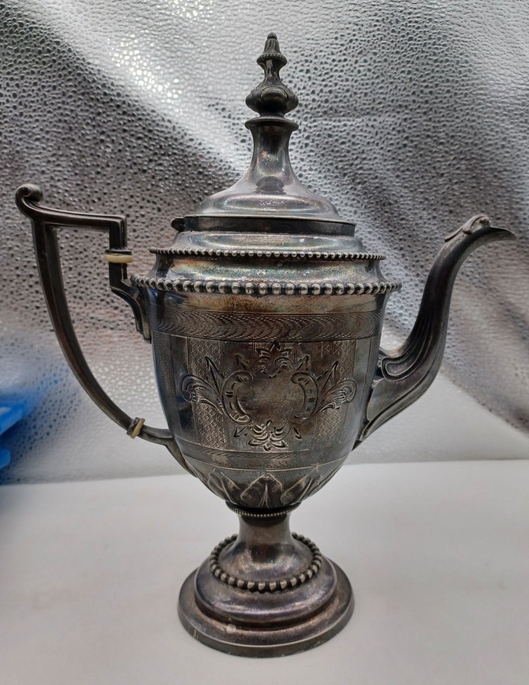 Vintage Reed & Barton Silverplate Kettle