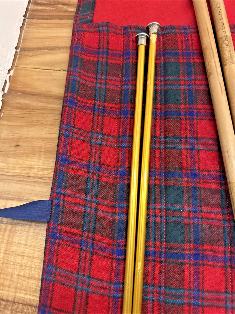 Vintage Five Pair Knitting Needles With Plaid Wool Storage Caddy Wrap