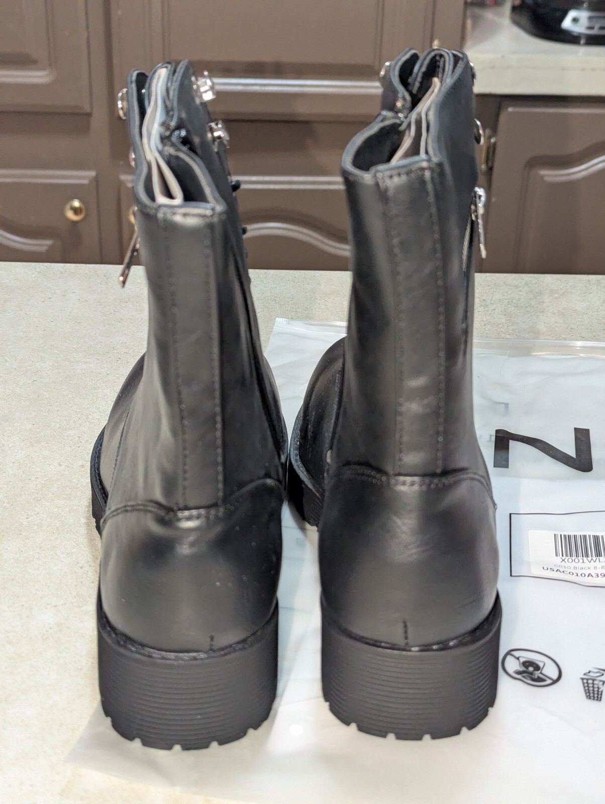 Cinak Women's Size 8 Black Combat Style Boots Zip Compartment