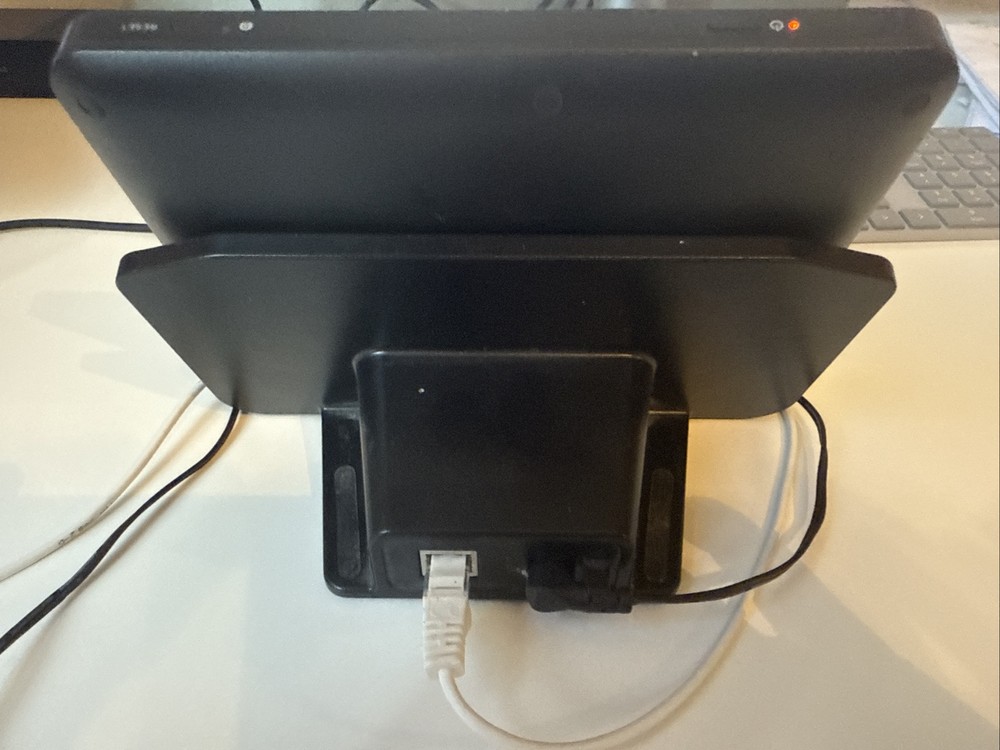 Control4 Model C4-TSMC7-EN-BL 7" Portable Touch Panel with Dock