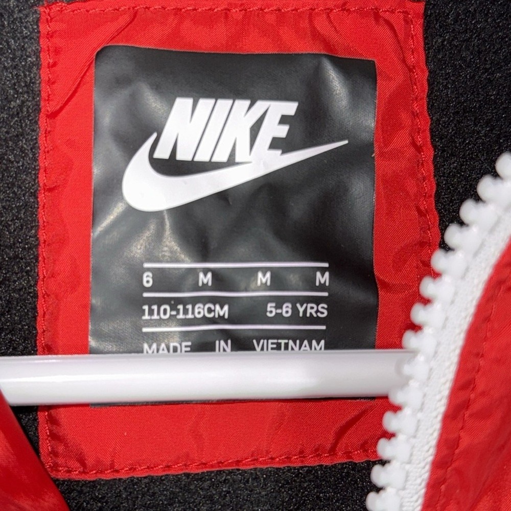 Nike logo fleece lined zip front coat size 6