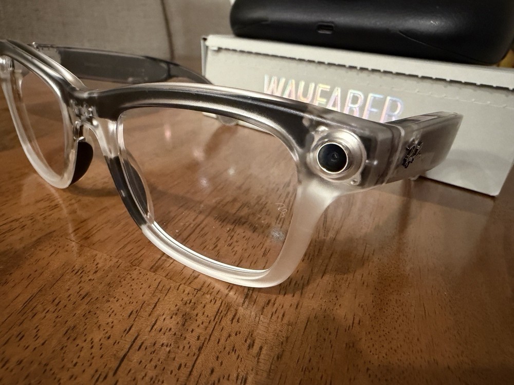 Rayban Meta Gen 2 Limited Edition Matte Transparent Clear/Ruby