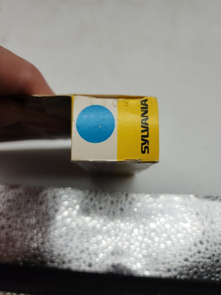 Vintage Sylvania Blue Dot Flash Cubes 3 Pack