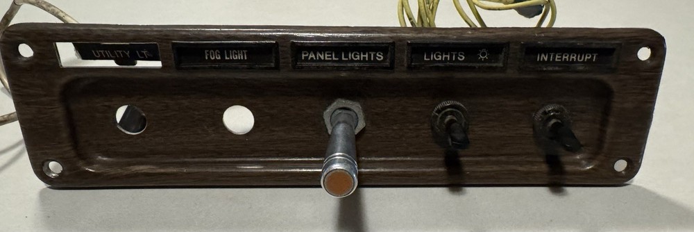 Freightliner FLD Right Dash Switch Panel