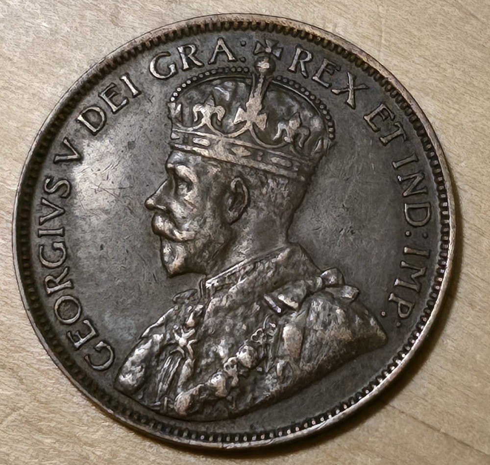 1917 Canada 1 Cent Copper Coin In Circulated Condition
