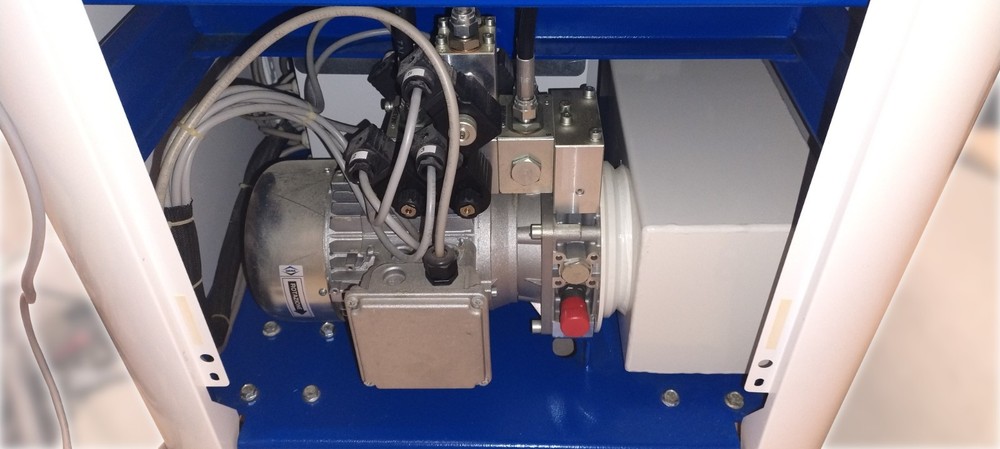 Italiana semi automatic dough divider rounder SPA A 15