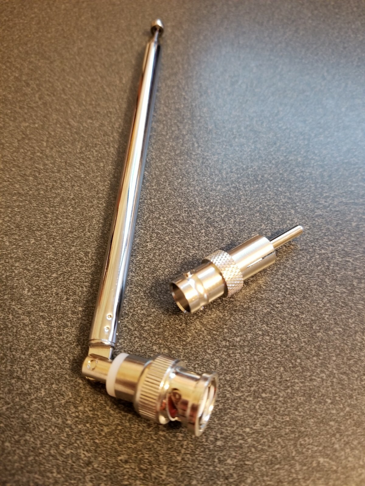 SCAN0-MOT Telescopic Antenna for All Scanner with Motorola Push-In Style Jack