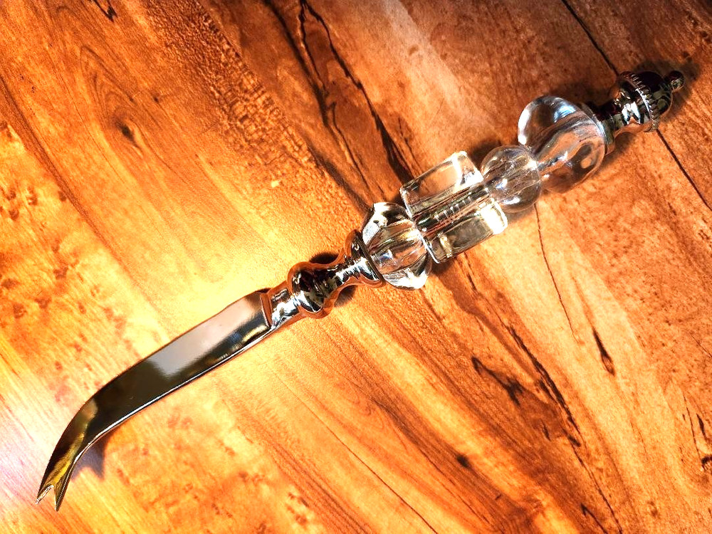 wedding cake knife beautiful