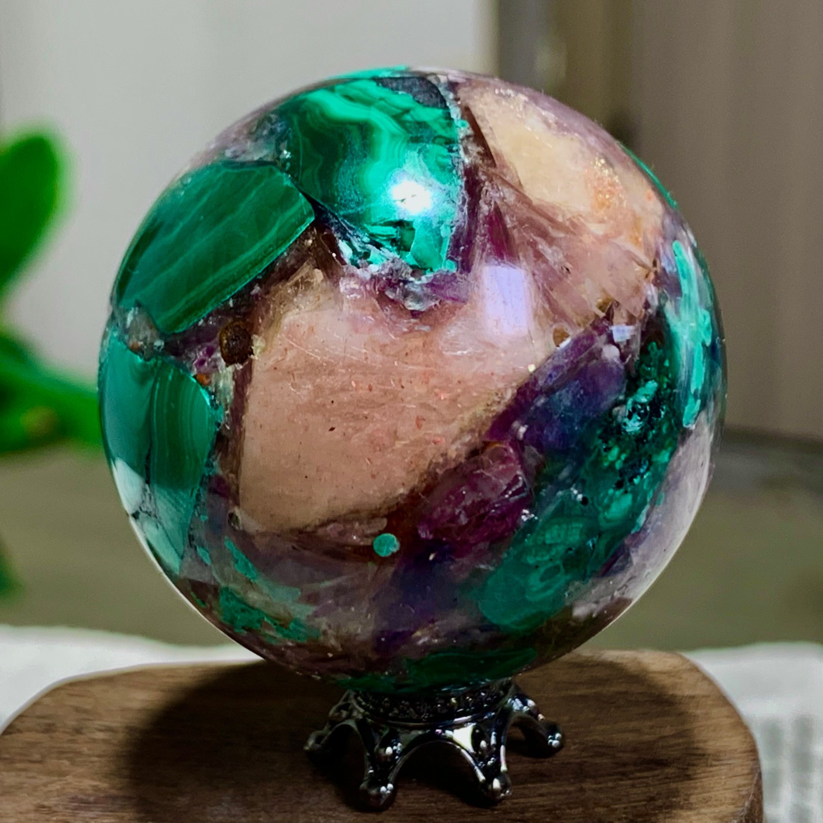 108G Newly discovered rare malachite purple mica symbiotic sphere restoration
