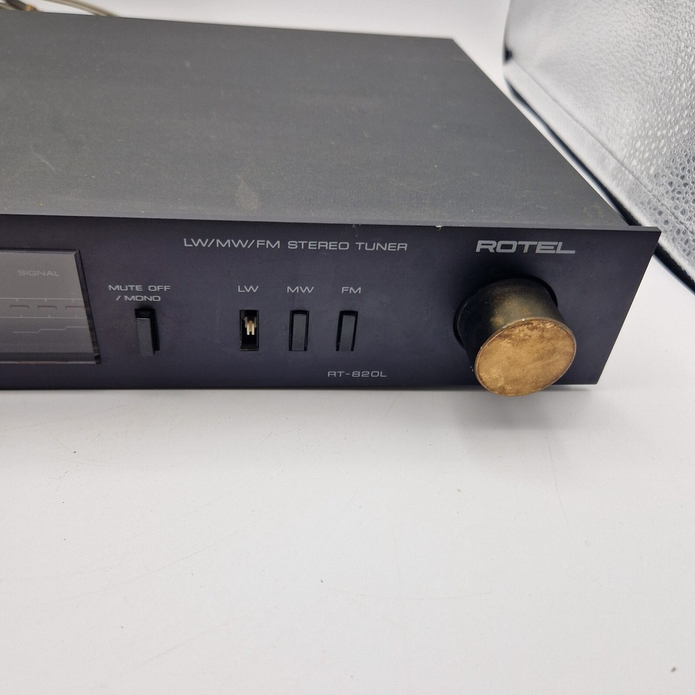 ROTEL Stereo Tuner Separate RT-820