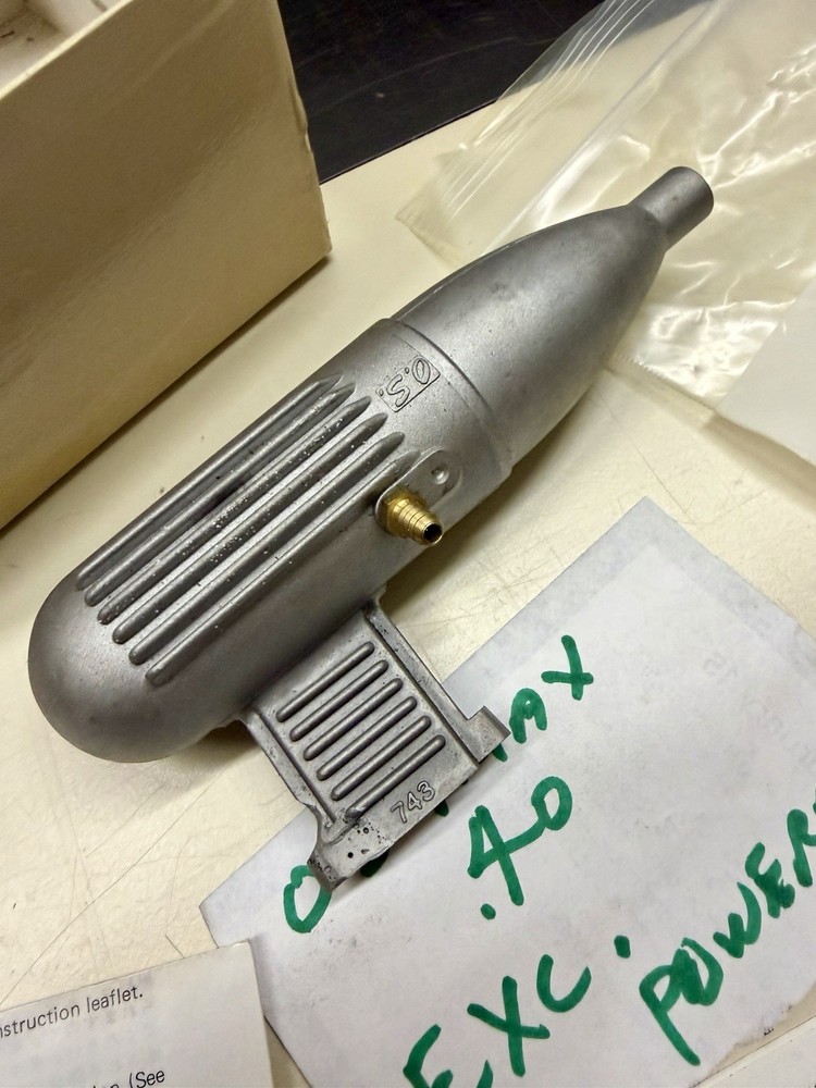 OS MAX 40F SR RC Engine with Box, Muffler & Instructions
