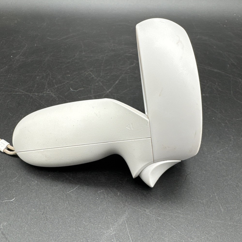 Genuine Original Meta Oculus Quest 2 VR RIGHT Touch Controller Only - Tested