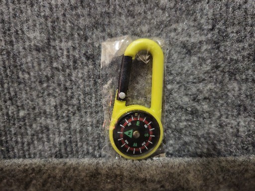 YELLOW COMPASS / BACKPACK CLIP / KEYCHAIN 3"