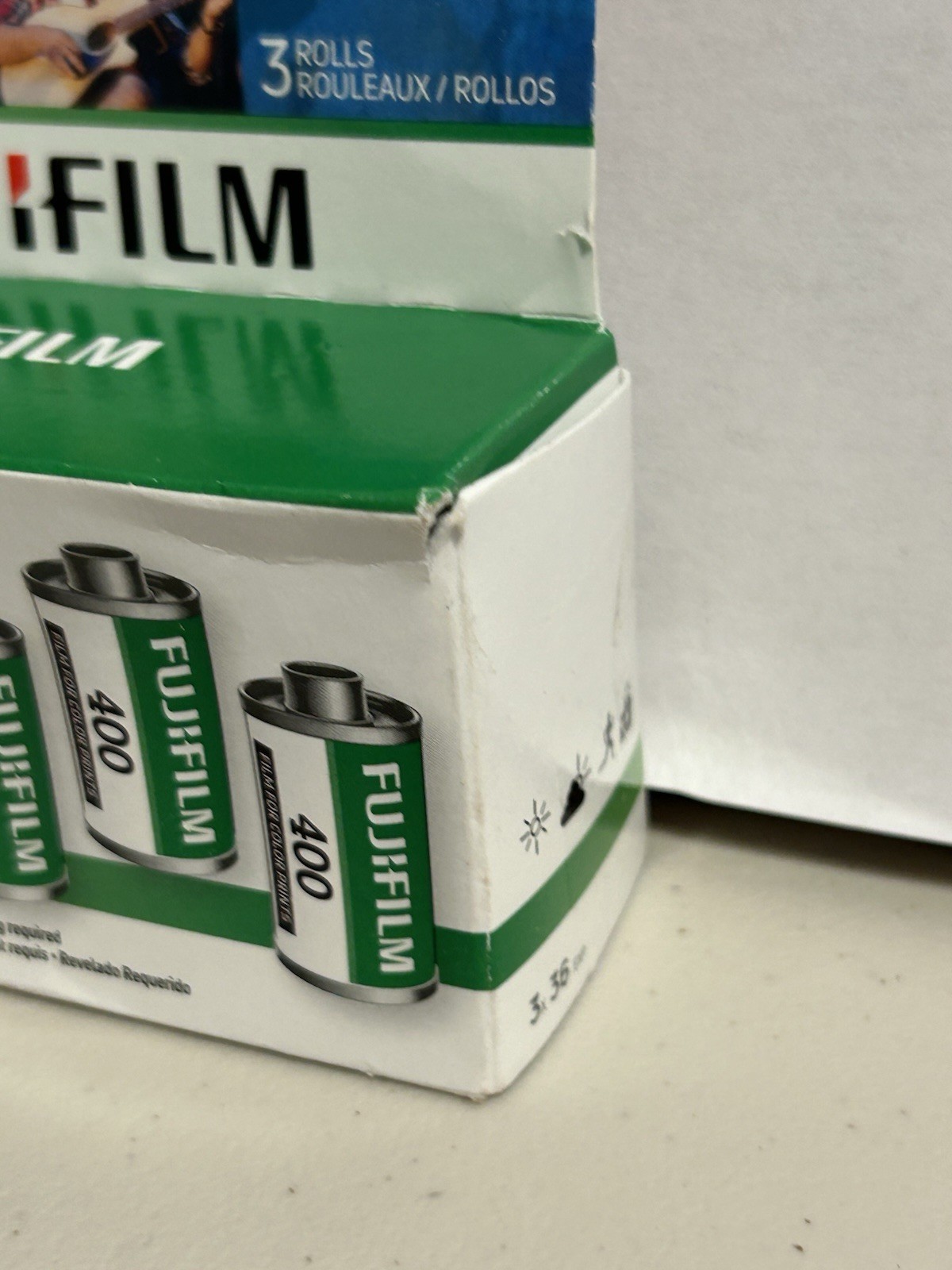 FUJIFILM 400 Color Negative Film (3-Pack, 35mm Roll Film, 36 Ex) Exp. 12/2026