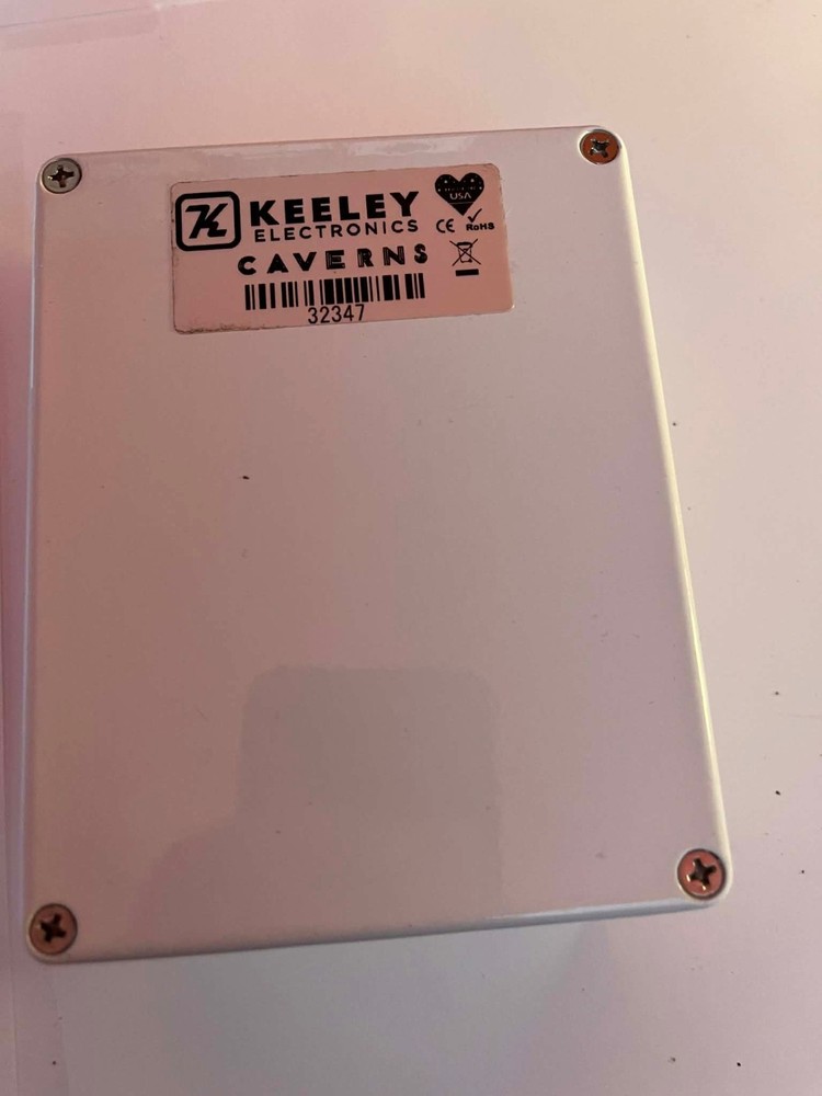 Keeley Caverns V2 Delay/Reverb Effects Pedal