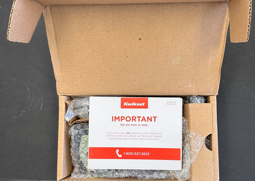 Kwikset SMARTCODE 913 Touchpad Electronic Deadbolt Iron Black Keyless Modern