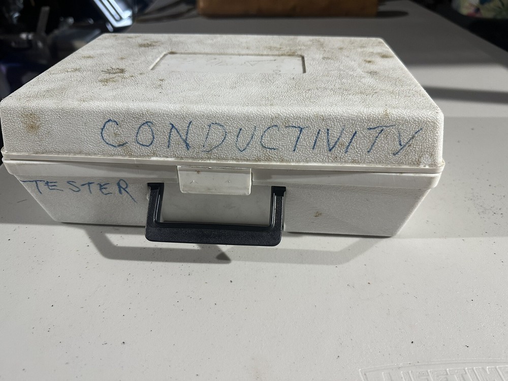 ESD Conductance/Total dissolved Model 72