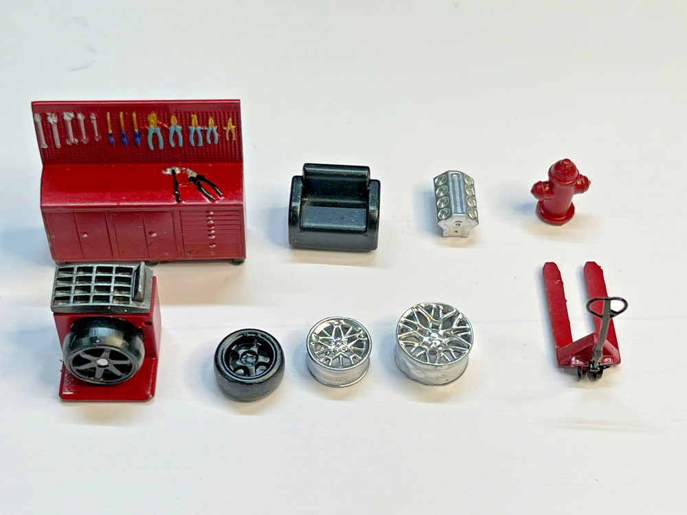 1/64 Scale Garage Accessory Set (Su001-9 pcs)