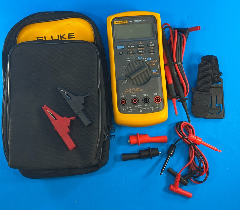 Fluke 787 ProcessMeter Calibrator Meter Multimeter !