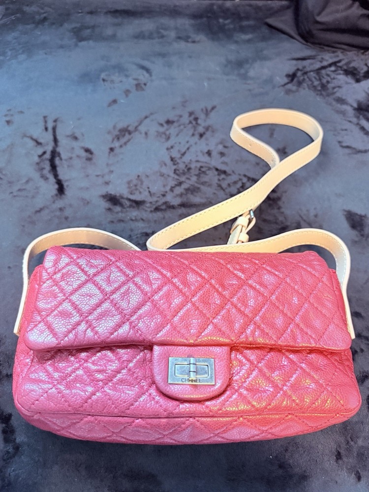 CHANEL 2.55 Reissue