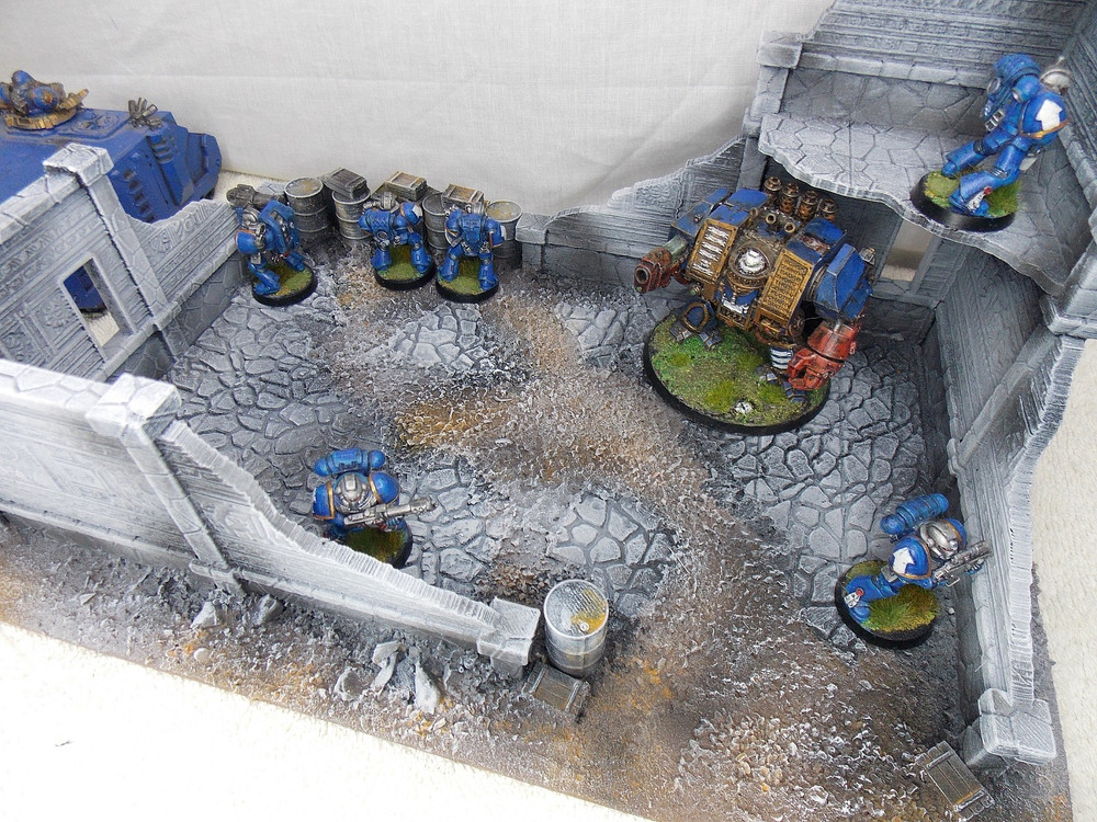 WARGAMING TERRAIN PAINTED BUILDING