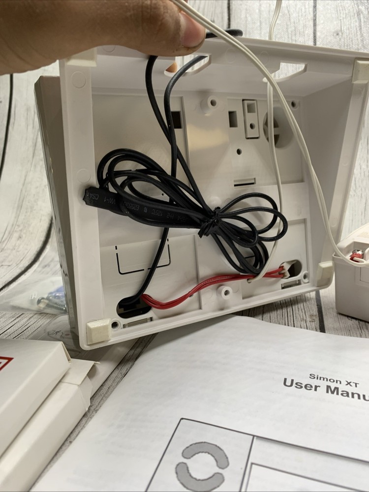 GE Simon XT Security System Panel And Accessories