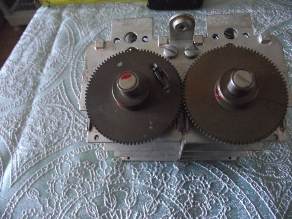 GI CORP 351-1078 VARIABLE CAPACITOR.