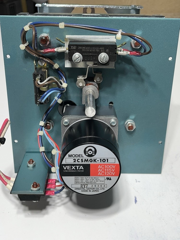 Staco industrial variable motorized transformer model 15M 1010