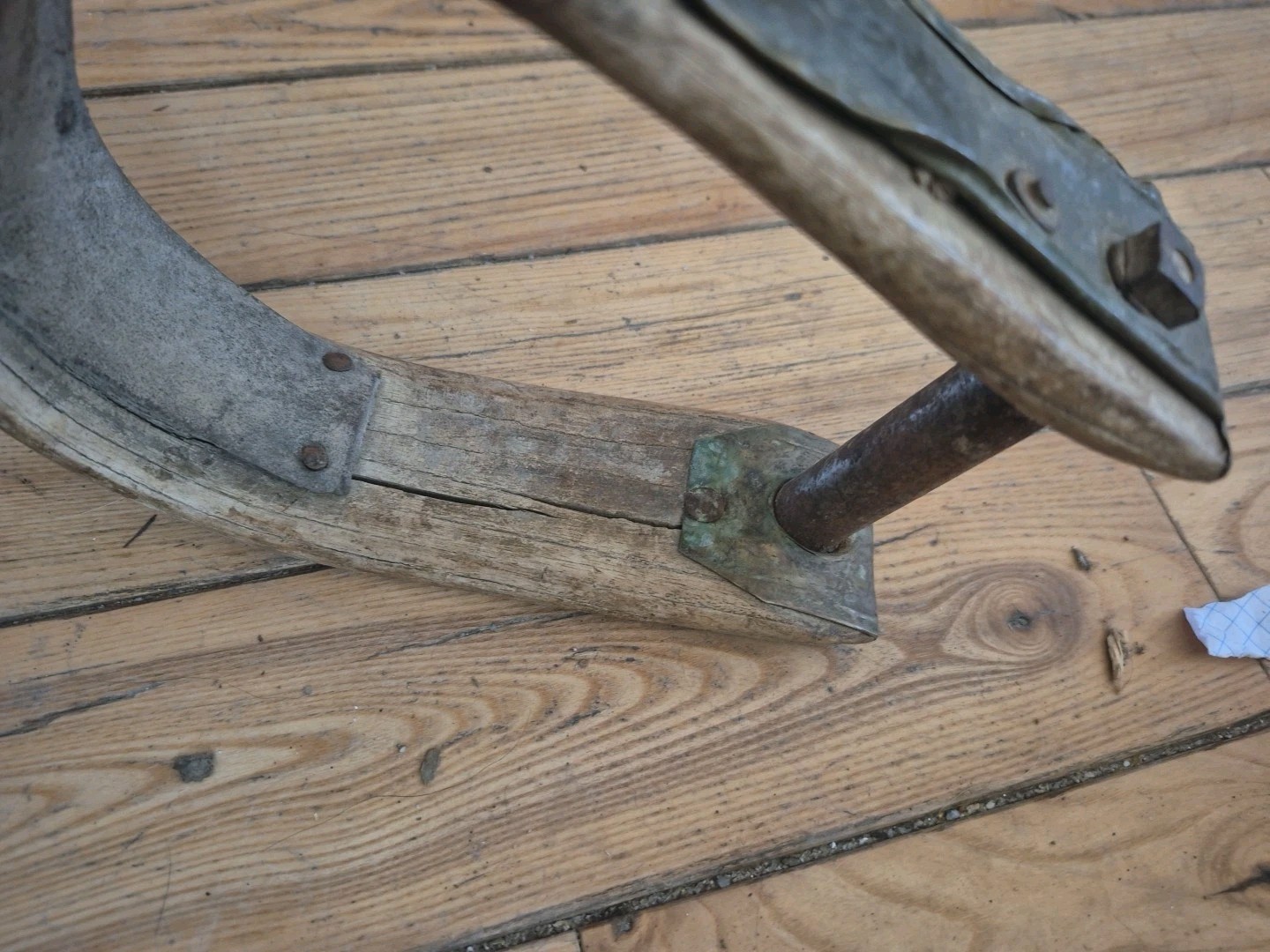 Vintage, Antique Western Saddle Cowboy Oxbow Stirrups Wood and Iron