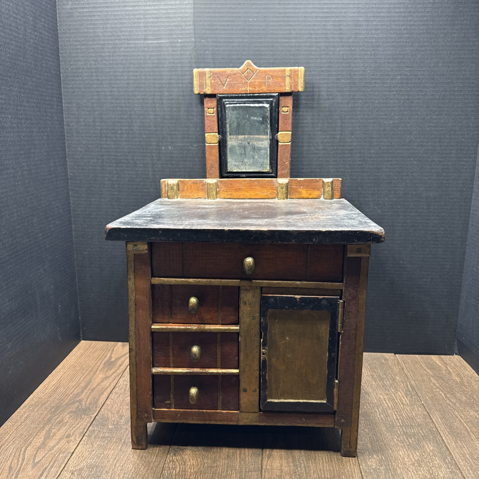 “ ANTIQUE EARLY 1900’s SALESMAN SAMPLE MINATURE FURNITURE DISPLAY WITH MIRROR “