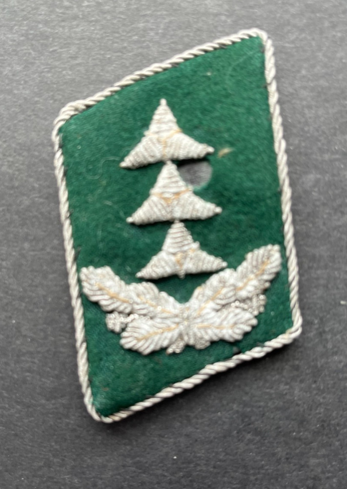one WWII German LT. Forestry Collar Tab