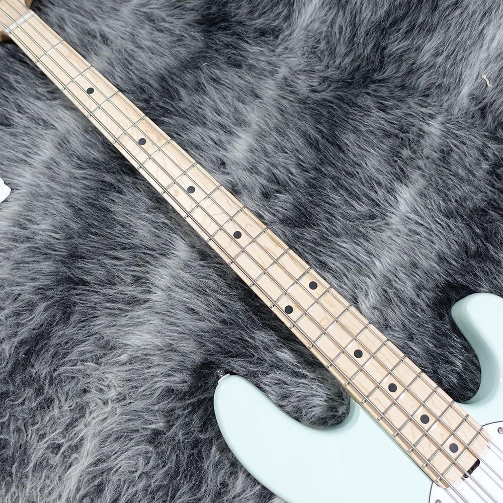 Sterling Stingray Ray4