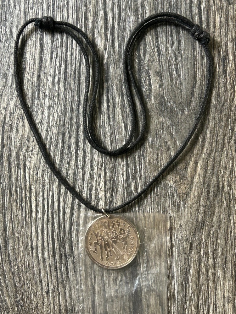 KISS NECKLACE Etched Coin Destroyer Alive Reunion Tour Mexico 1997 Vintage Kiss