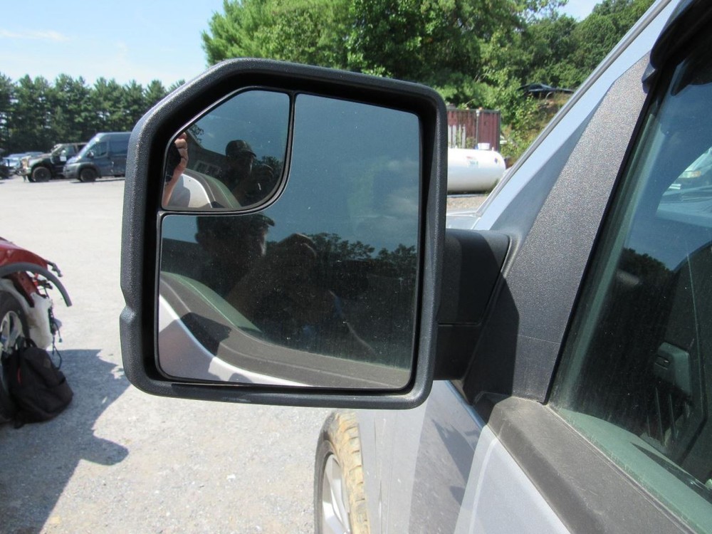 F150 2017 Glove Box 1067358