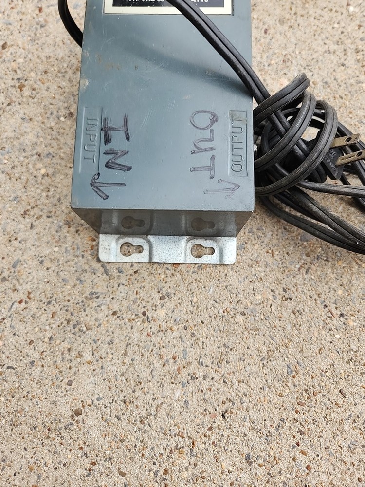 Vintage Channel Master MATV VHF Solid State Distribution Amplifier 7032