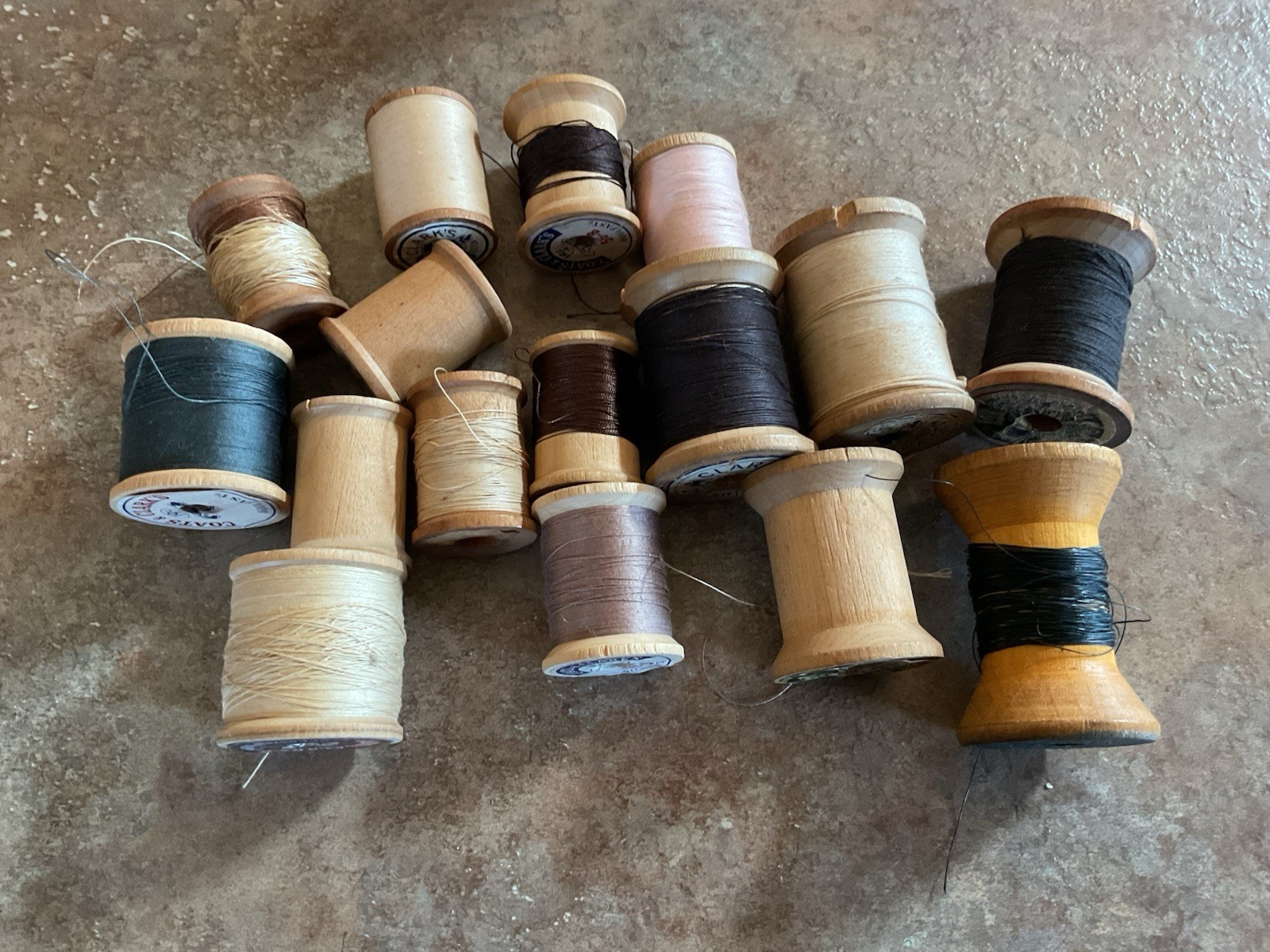 Vintage Wooden Sewing Thread Spools A Lot Of 16 Mixed