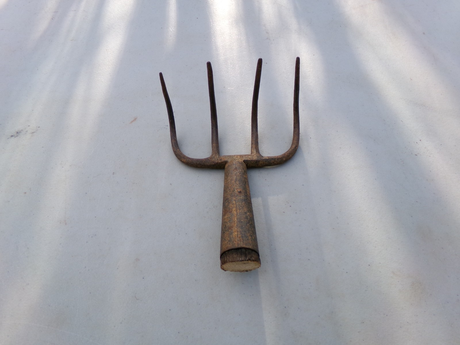 4 Tine Brown Prong Head Garden Rake Claw Vintage