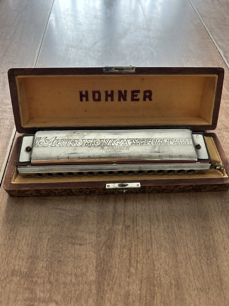 VTG M Hohner 64 Chromonica Chromatic Pro Model Harmonica w/ Case