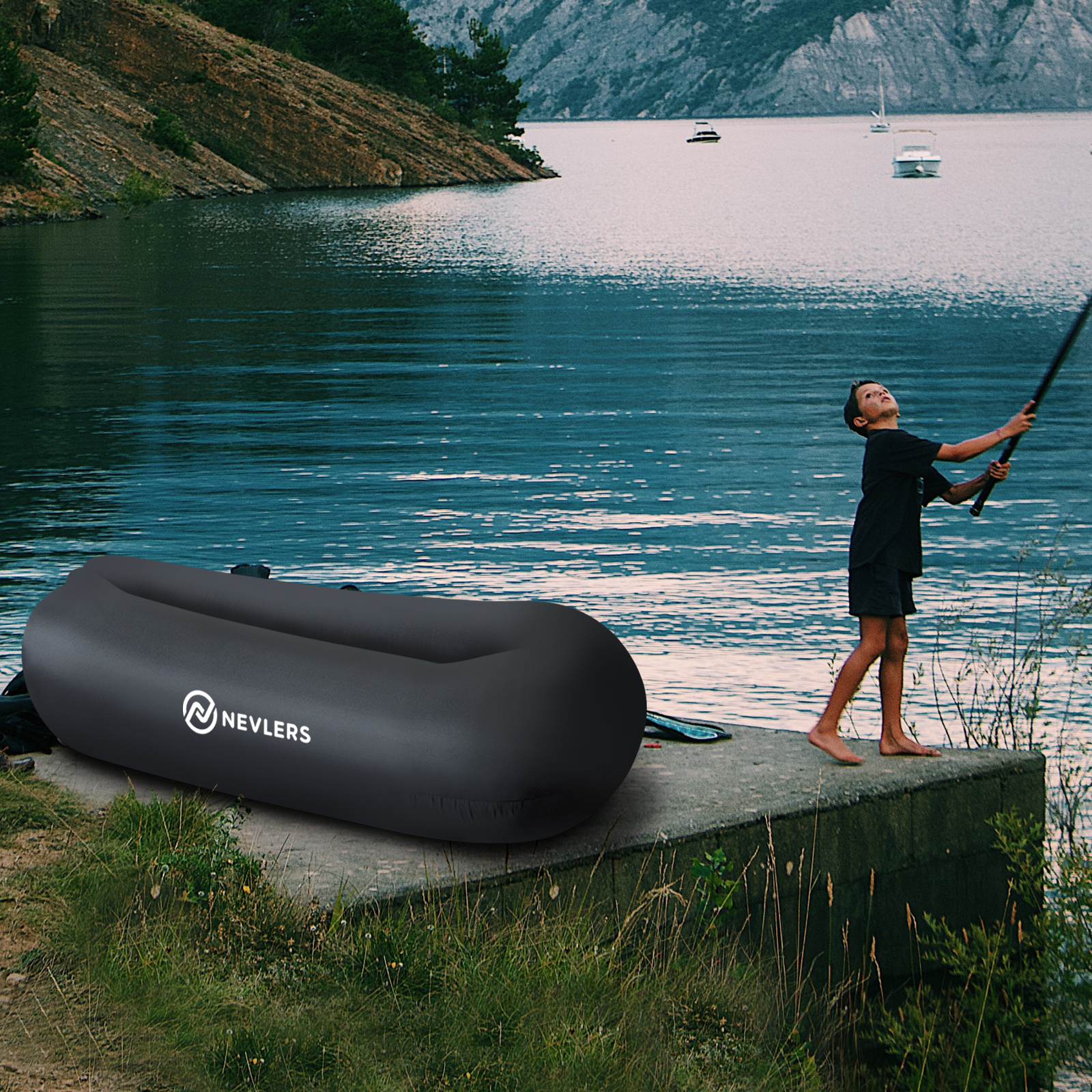 Nevlers Inflatable Black & Blue 2 Pack Blow Up Lounger Sofa Chair - Travel Bag