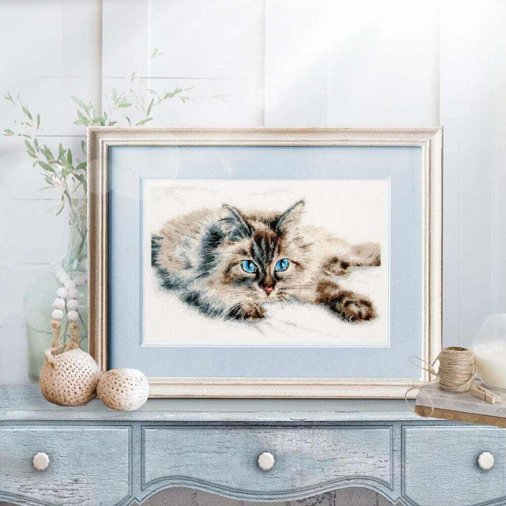 Magic Needle Counted Cross-Stitch Kit Fluffy Happiness 260-170